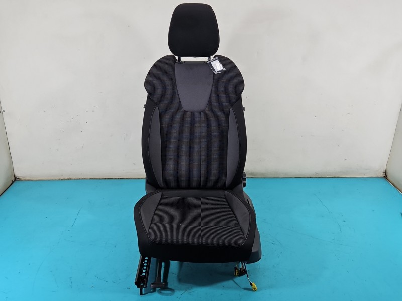 Fotel lewy przód kierowcy Skoda Octavia IV EU 5d Przekrzywiona lewa szyna