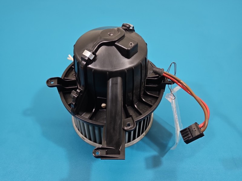 Dmuchawa nawiewu wentylator Mercedes Vito W447 14- DP167001 EUROPA