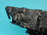 Reflektor prawy lampa przód Audi A4 B9 EUROPA