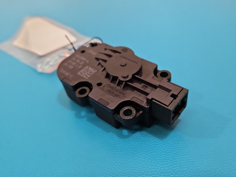 Silniczek nawiewu NAGRZEWNICY BMW iX1 U11 T53556C-E EUROPA