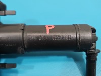 Spryskiwacz reflektora prawy BMW G30 7393510