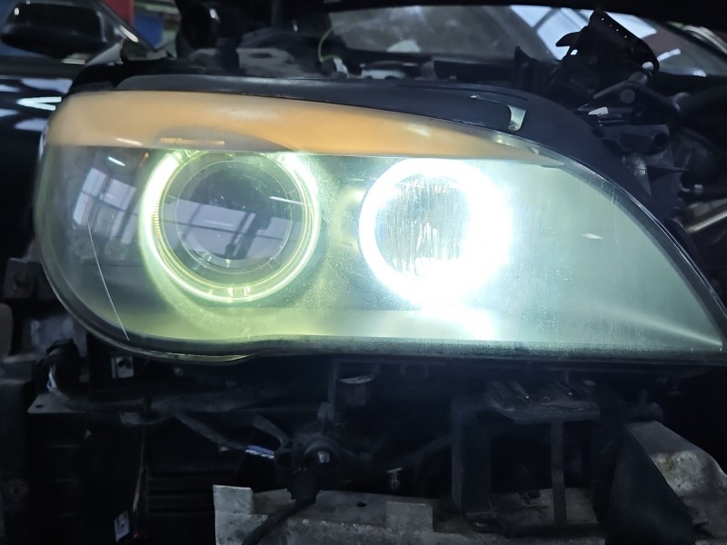 Reflektor prawy lampa przód BMW F01 EUROPA