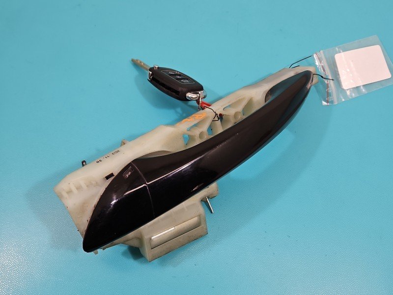 Klamka przód lewa zewnętrzna i20 III 2020-