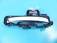 Klamka przód prawa zewnętrzna Mercedes CLS II C218 10- A2047602434