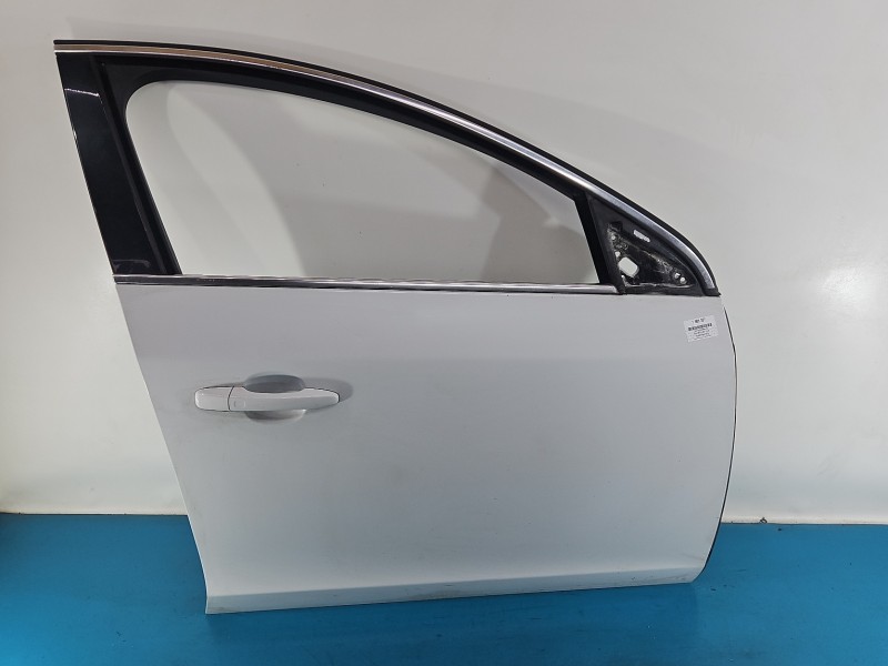 DRZWI PRZÓD PRAWE PASAŻERA VOLVO S60 II 10- 4d 614-46