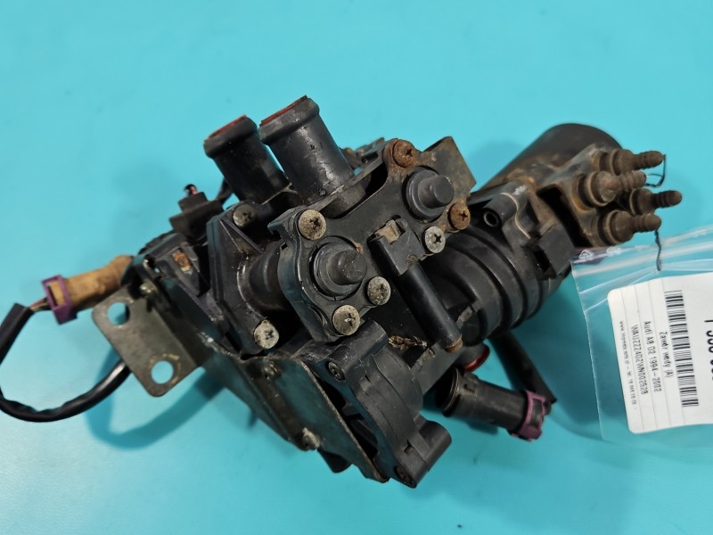 Zawór wody Audi A8 D2 elektrozawór 4D0959617A