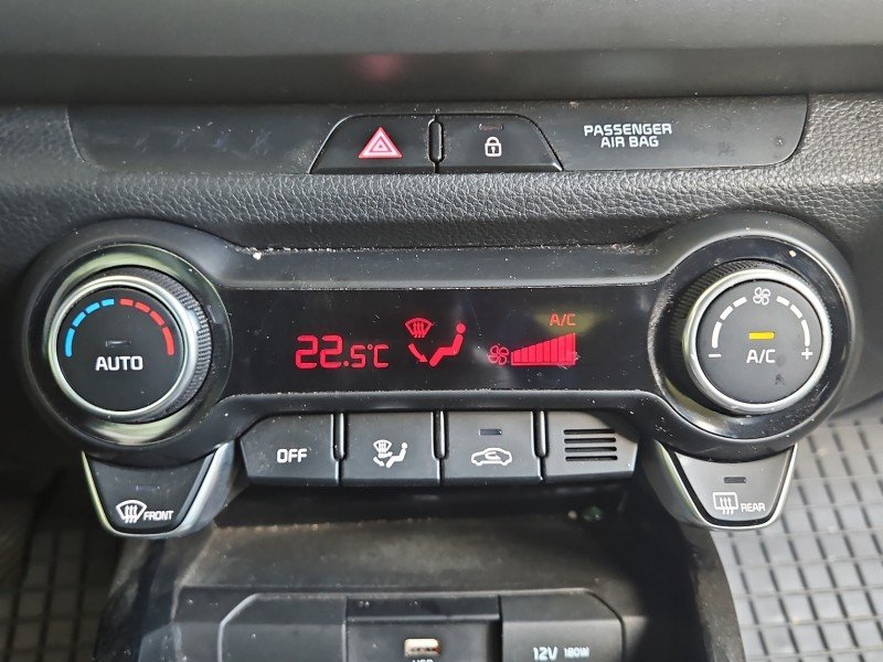 Konsola panel nawiewu Kia Rio IV 16-23 97250-H8XXX, 97250-H8420 Konsola panel nawiewu Kia Rio IV 16-23 97250-H8XXX, 97250-H8420