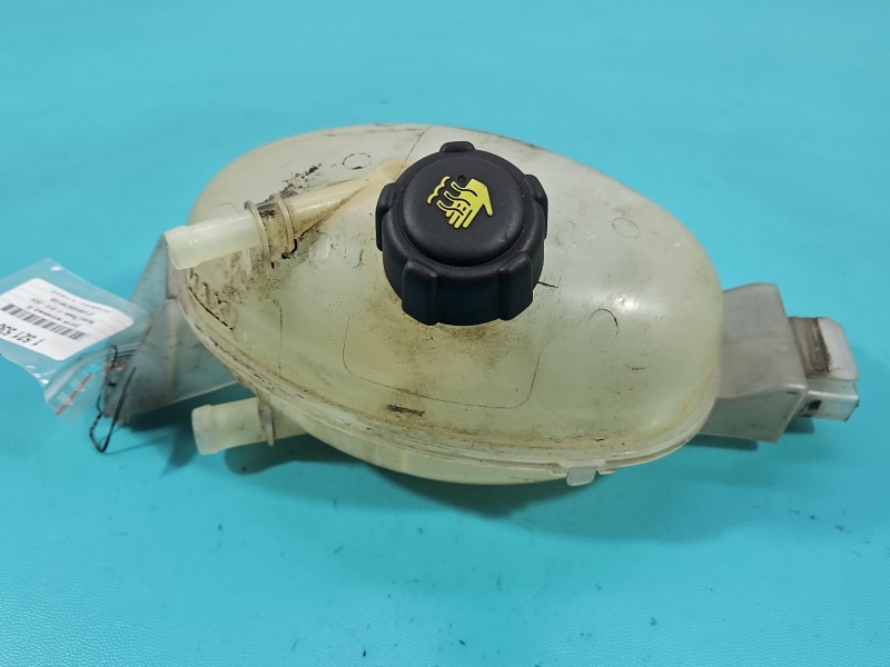 Zbiorniczek Zbiornik wyrównawczy Renault Master III 10-24 2.3 DCI