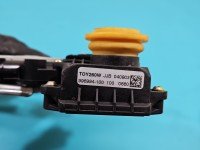 Podnośnik przód lewy Toyota Corolla Verso II 997249-100, 69820-0F010 5d