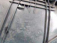 Tapicerka drzwi przód prawa boczek Audi A5 8T 8T1867106