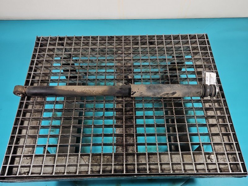 Amortyzator tył prawy Suzuki Vitara II 15- HB tylny