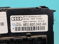 Konsola panel nawiewu Audi A4 B7 8E0820043AK