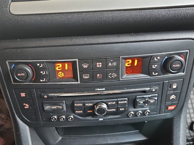Konsola panel nawiewu Citroen C5 II X7 96715288ZD