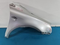 Błotnik przód prawy Toyota Avensis II T25 1C0