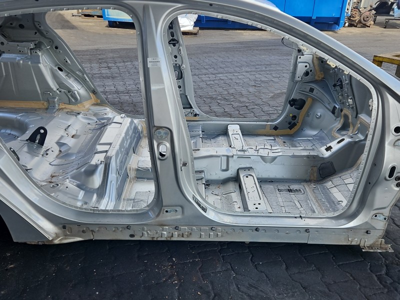 Próg prawy SŁUPEK ŚRODKOWY B Ford Focus Mk4 HB 5d OJ