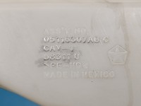 Zbiornik Zbiorniczek płynu spryskiwacza Fiat Freemont