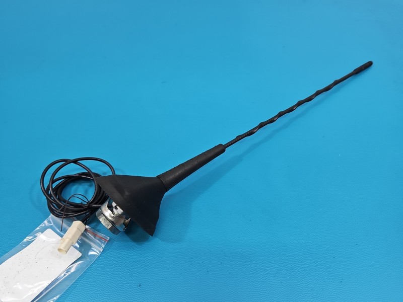 Antena Renault Clio IV 12-20 28R-023002 TECNE
