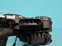 Zamek przód prawy Ford Transit Connect II MK2 12-22 EUROPA Producent części: FORD, 4pin, AM5A-U21812-BF