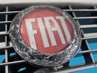 Atrapa grill Fiat Grande Punto 735335775