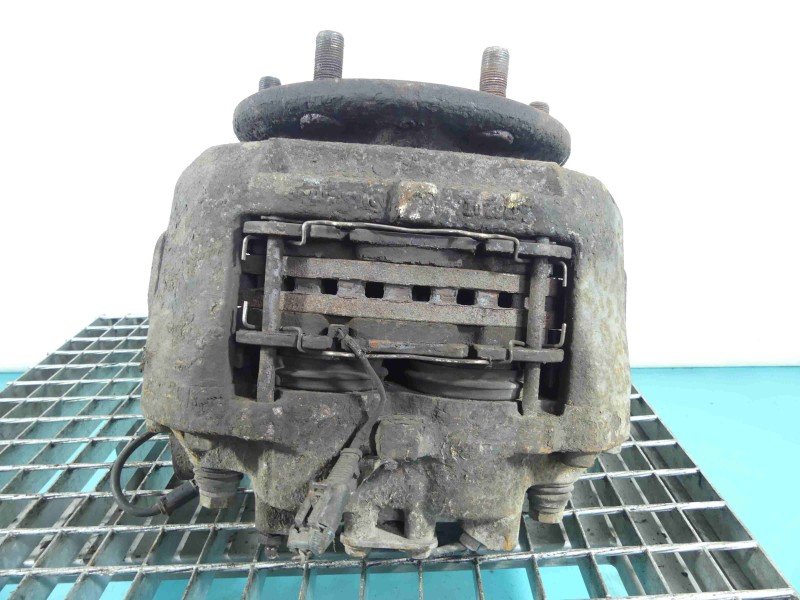 Zacisk przód lewy Iveco Daily IV 06-14 3.0 HPT (F1CE0481H)