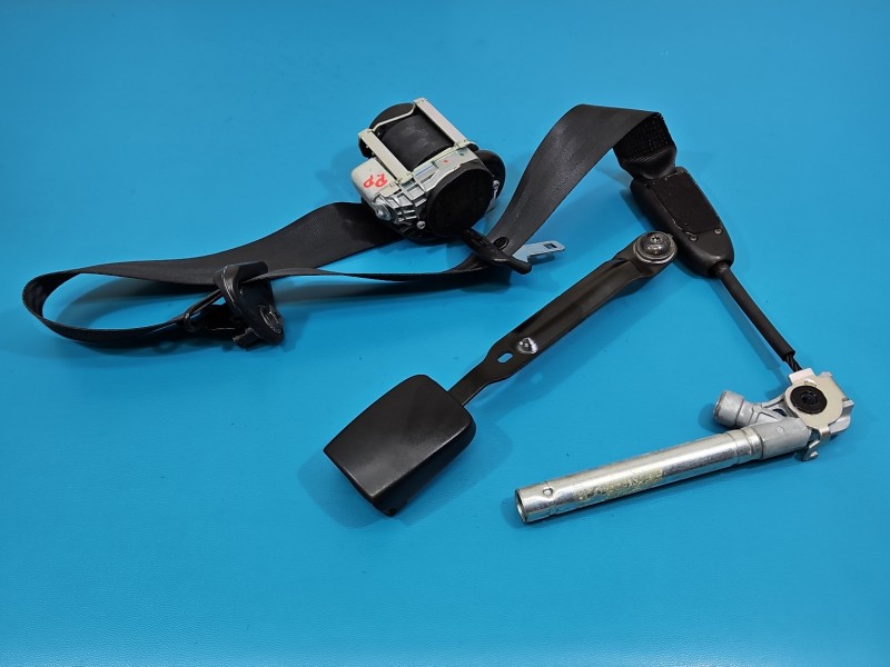 Pas bezpieczeństwa przód prawy pasażera Renault Megane III