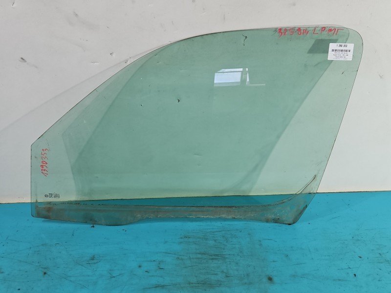 Szyba drzwi przód lewa Peugeot Partner I HB