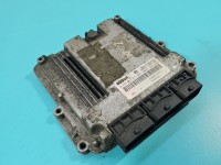 Komputer Sterownik silnika 0281011814, 8200462452 Nissan Primastar 01-14 2.0 dci