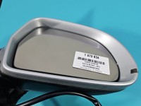 Lusterko prawe AUDI A4 B8 07-11r /Europa /Lakier: LX7W /6pin / Regulowane elektrycznie/ składane ręcznie / Rysy europa