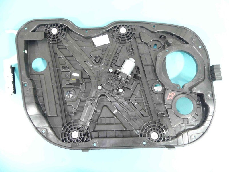 Podnośnik przód lewy SZYBY WINDA 82470-G4120, 82450-G3000 Hyundai I30 III 16- Hyundai, Europejska, 2 PIN 5d HB