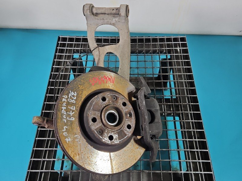 Zwrotnica prawa piasta przód 2.0 hdi Peugeot 407 Zwrotnica prawa piasta przód 2.0 hdi Peugeot 407