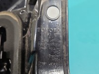 Lampa tył lewa TOYOTA, Z KLAPY 16-18 Osad od środka mikropęknięcia Toyota Rav4 IV HB