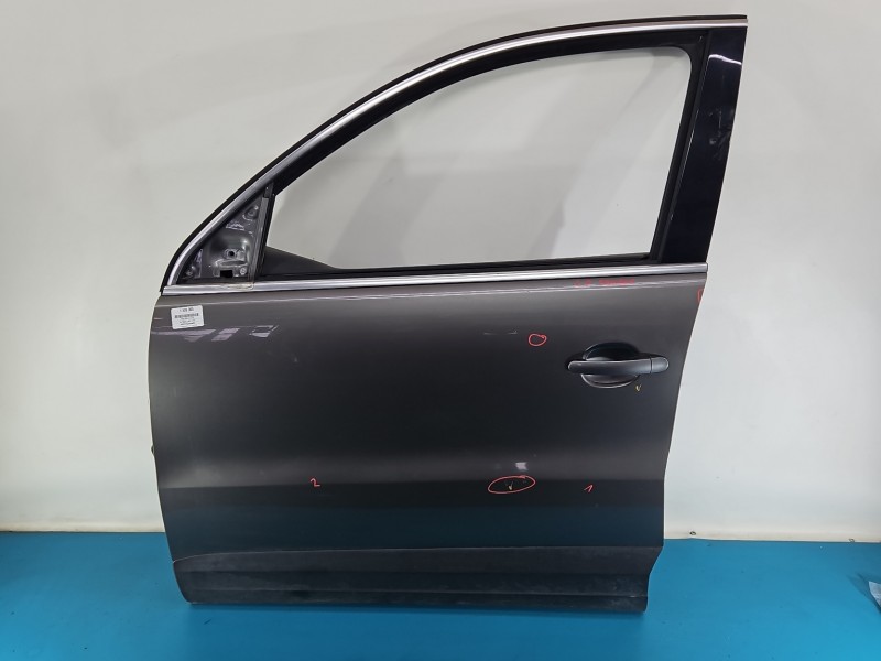 DRZWI PRZÓD LEWE KIEROWCY Vw Tiguan I 07- 5d LD7S