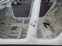 Próg lewy SŁUPEK ŚRODKOWY B Peugeot 3008 II HB 5d KWE