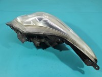 Reflektor prawy lampa przód Toyota Avensis III T27 EUROPA