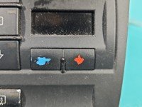 Konsola panel nawiewu Audi A4 B7 8E0820043BL