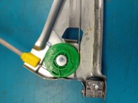 Podnośnik przód prawy SZYBY WINDA 8T0959802A Audi A5 8T Europejska, Pęknięty plastik. 2d