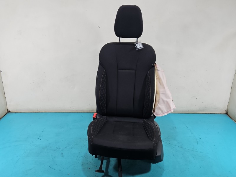 Fotel lewy przód kierowcy Skoda Kamiq EU 5d wystrzeliła poduszka