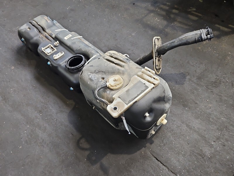 Zbiornik paliwa bak Renault Master III 10-24 2.3 DCI