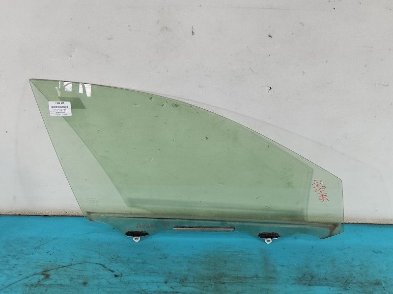 Szyba drzwi przód prawa Toyota Rav4 IV HB