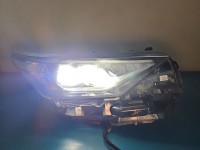 Reflektor prawy lampa przód Toyota Auris II EUROPA 81110-02K60, 90070907