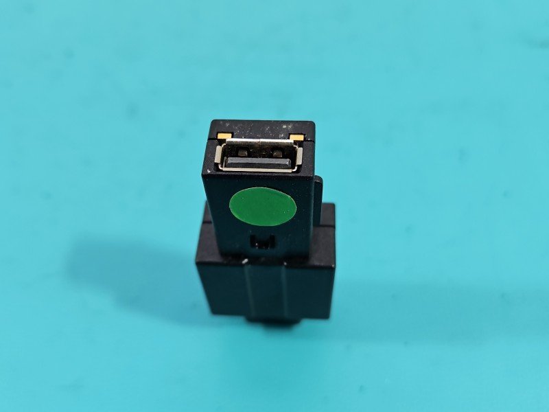 Gniazdo USB Vw Tiguan II 16- 5U0035726