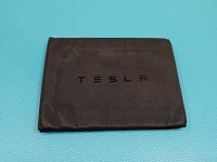 PILOT KLUCZYK Tesla Model 3 2017-