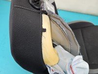 Fotel prawy przód pasażera Opel Astra VI L 5d EUROPA