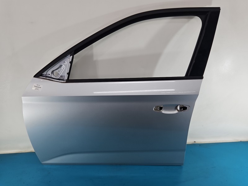 DRZWI PRZÓD LEWE KIEROWCY Skoda Scala 2019- 5d LA7W