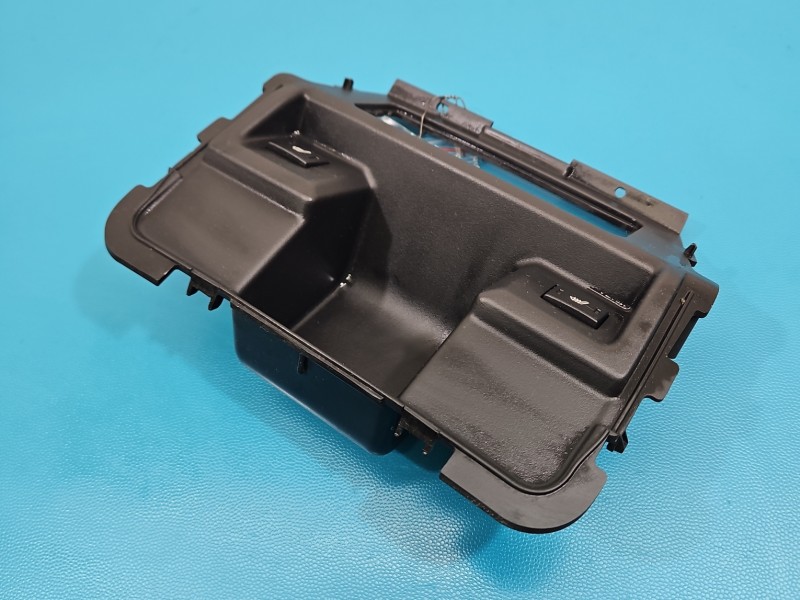 Przełącznik Grzania foteli tył , YUF500120PVJ Land Range Rover sport I L320