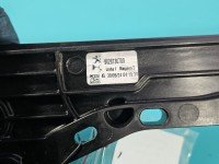 Podnośnik przód lewy Opel Mokka B 20- 9828130780 5d HB