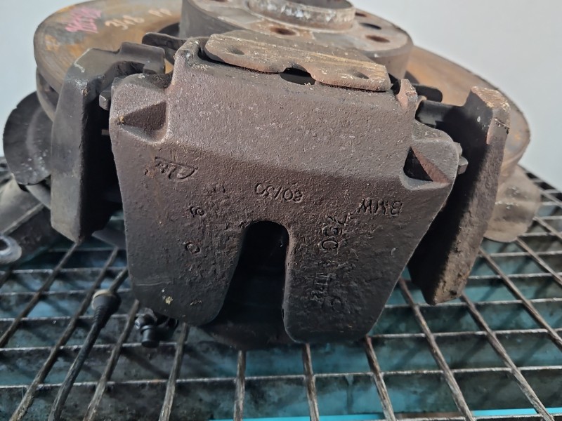 Zacisk przód prawy BMW X6 E71 3.0d