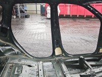 Próg lewy SŁUPEK ŚRODKOWY B Jeep Grand Cherokee IV WK2 HB 5d PGZ - BLACK FOREST GREEN PEARL COAT