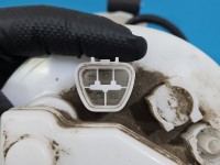 pompka Pompa paliwa Toyota Auris I 1.3 vvti TOYOTA, uszkodzone mocowanie węża 4 pin