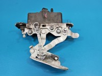 Zawias maski prawy Mercedes W212 623 A2129066301
